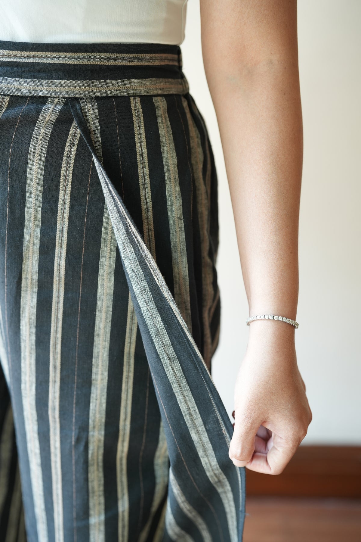 Srikandi Pants (Monochrome)